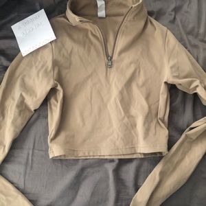 Balance athletica refine crop zip